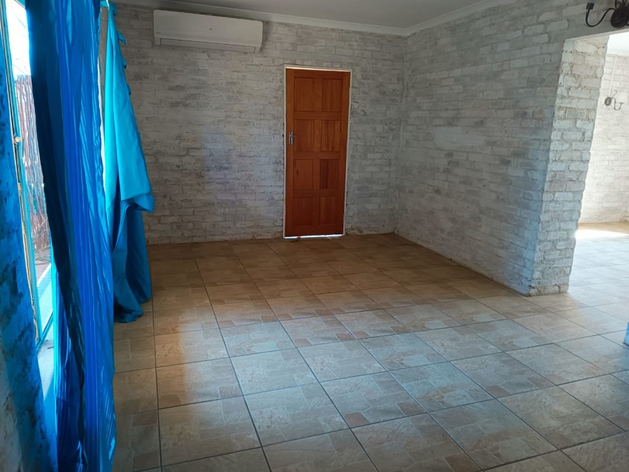 4 Bedroom Property for Sale in Parys Free State